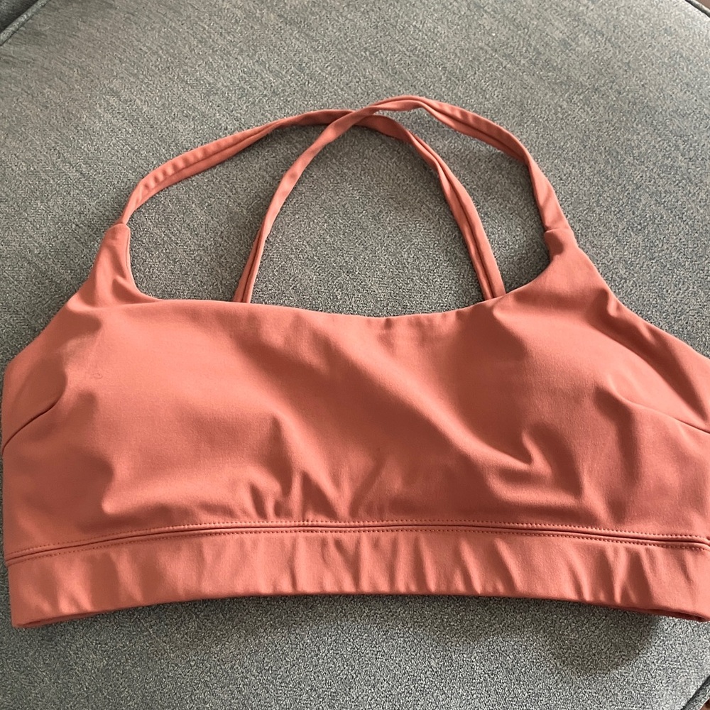 NWOT LOVETREE Sports Bra